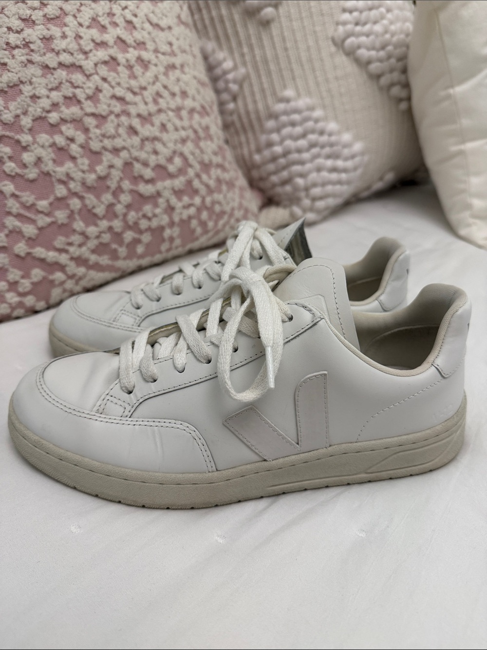 Veja Campo White Leather Low-Top Sneakers